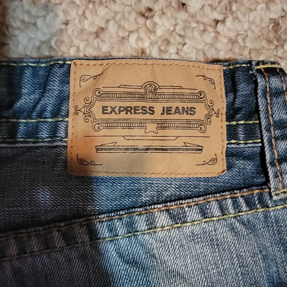 Express Jean - Picture 3 of 6